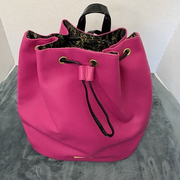 Y2kJuicy Couture Hot Pink Drawstring Bucket Backpack Gold Hardware Black Straps - Picture 3 of 12